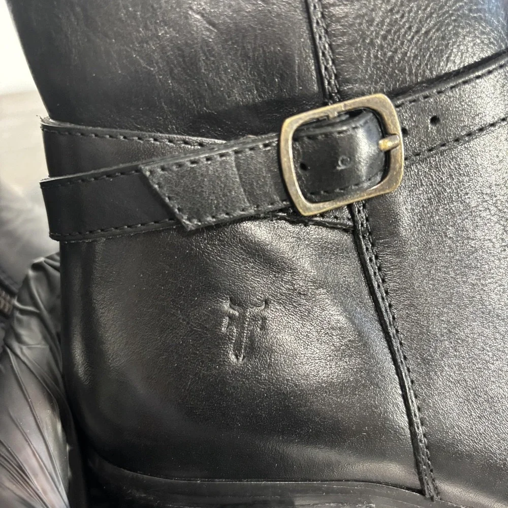 Frye lily boots